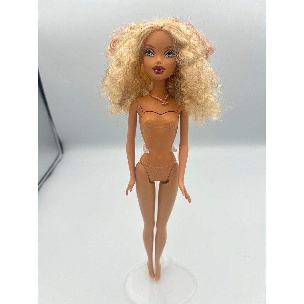 Barbie My Scene Swappin Styles Kennedy doll